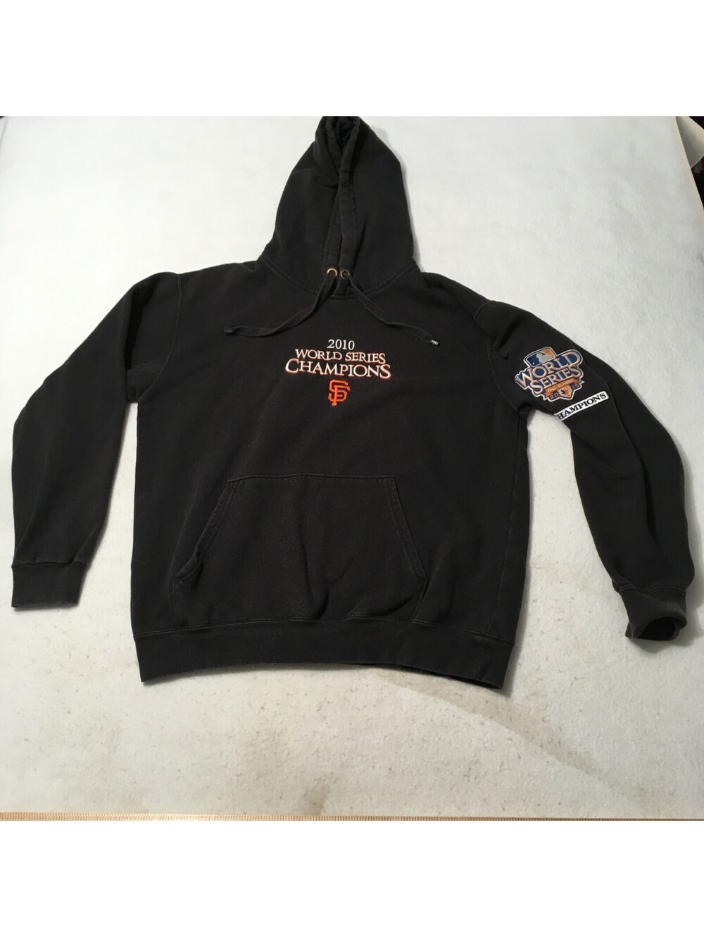 SF GIANTS Hoodie Sweatshirt XL 2010 World Series Champions PATCH